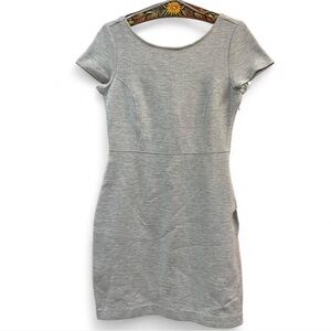 Banana Republic Classic Short-Sleeve Business Casual Shift Dress in Light Gray